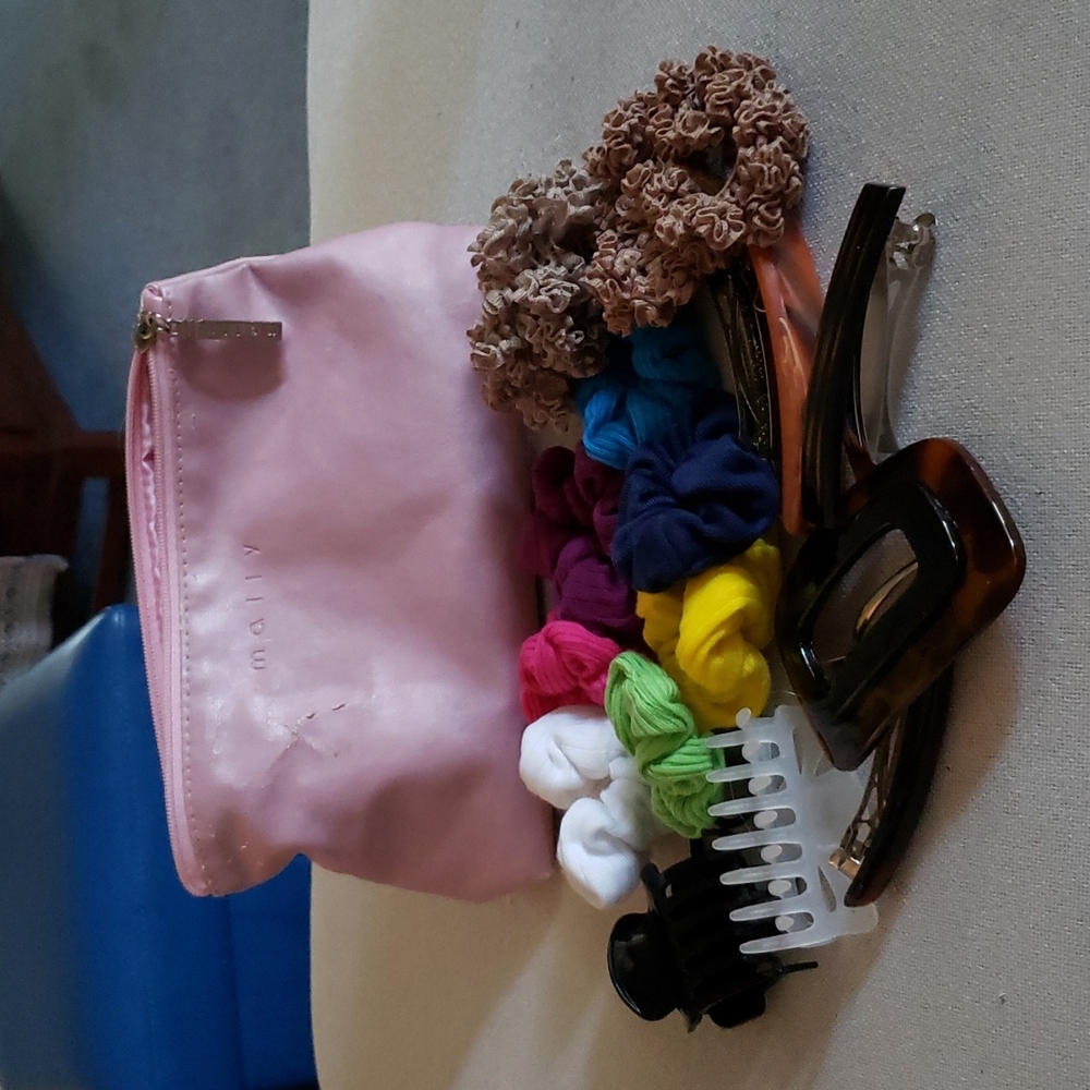 Assorted Hair Accessories with Mally zippered bag